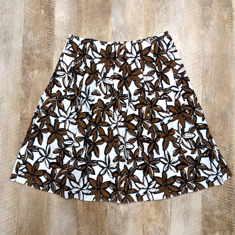New York & Co A line Skirt White and Brown Floral Print Women's Size 12